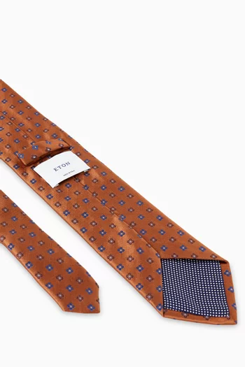 ربطة عنق بنقشة زهور دقيقة نسيج حرير