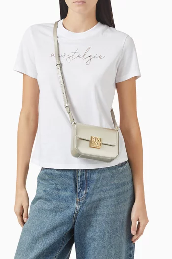 حقيبة كروس آمي صغيرة بشعار الماركة