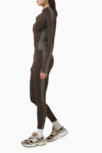 لغينغز جاكار بدون حياكة