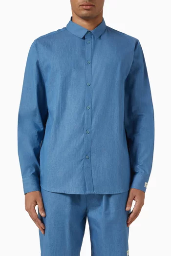 قميص بقصة عادية نسيج قطن عضوي