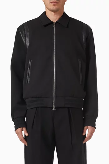 جاكيت دينيس بتصميم جامعي