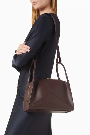 حقيبة بلي جلد