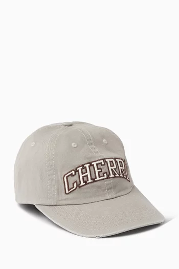 كاب بيسبول مقسم لستة أجزاء مزين برقعة