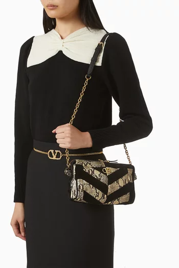 حقيبة كروس بانثيا صغيرة جلد بنقشة جلد الأفعى وشمواه