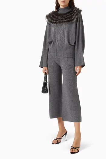 Cropped Pants in Knit