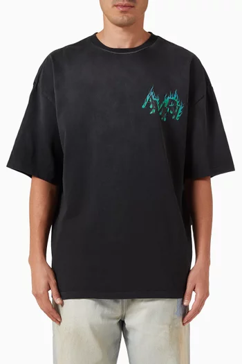 تي شيرت بقصة فضفاضة وطبعة شعلة نار قطن