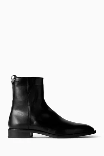 بوت بتصميم رفيع جلد