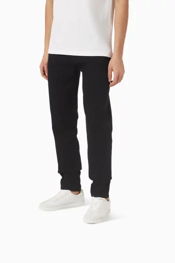 سنيكرز سيتي رانر بأربطة وشريط