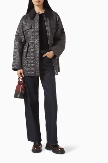 جاكيت مبطن بتصميم لامع