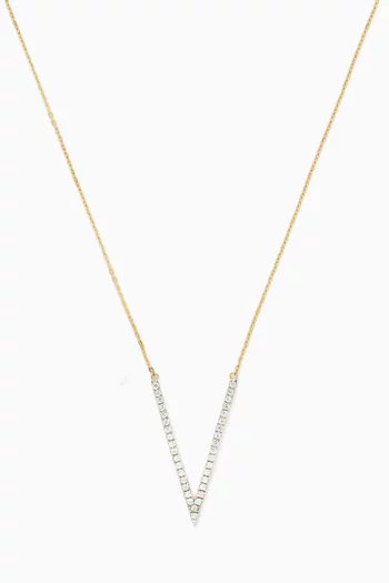 قلادة فاليريا بدلاية حرف V‏ ذهب عيار 18