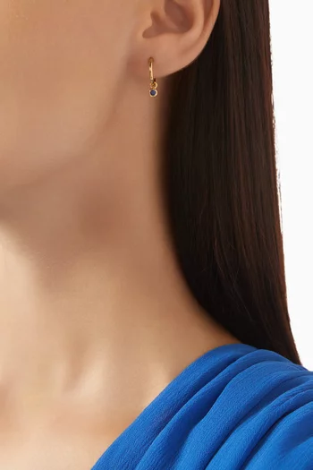 أقراط دائرية تنس ميني مزينة بحلي فضة إسترلينية مطلية ذهب عيار 18