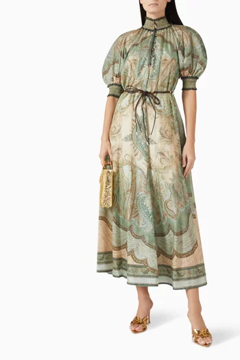 فستان واندرلست بقصة واسعة حرير