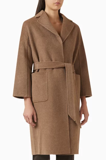 معطف ذا كلاسيك