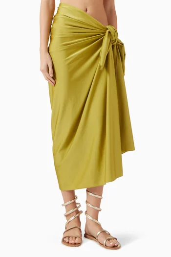 باريو نايلا طويل