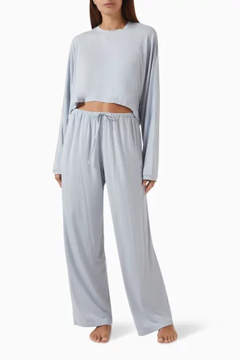 طقم بيجاما من بلوزة هينلي قصيرة وبنطال