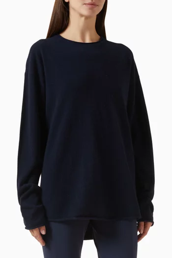 سترة بفتحة رقبة مستديرة وقصة فضفاضة كشمير