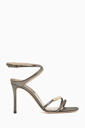 صندل بشعار الماركة بحجم صغير وكعب 95 مم جلد عجل لامع