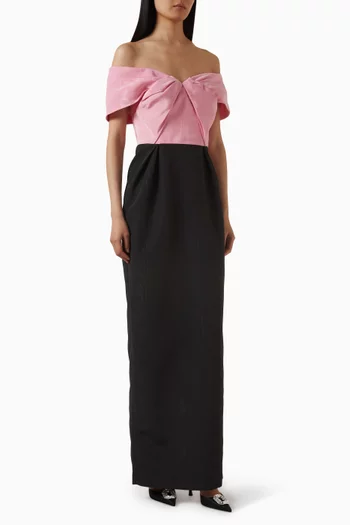 فستان سهرة امارو بأكتاف مكشوفة