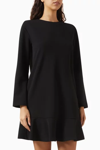 فستان قصير بحافة بكشكش