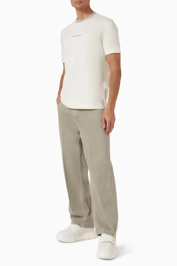 بنطال بقصة ساق واسعة دينم