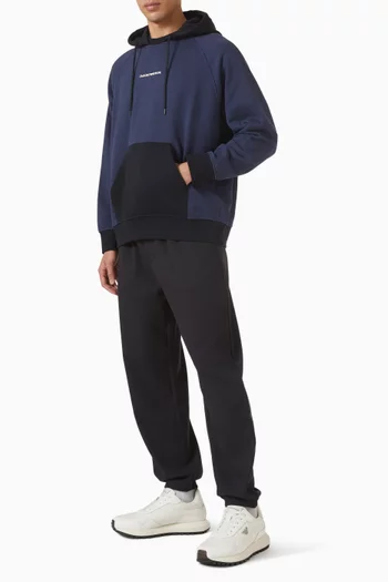 كنزة بغطاء رأس وشعار الماركة قطن فرنش تيري