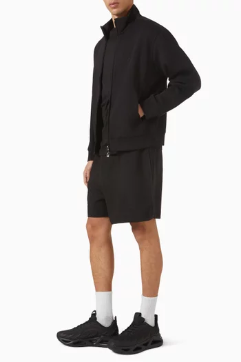 سويت شيرت بياقة عالية