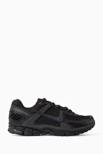 Zoom Vomero 5 SE Sneakers in Mesh