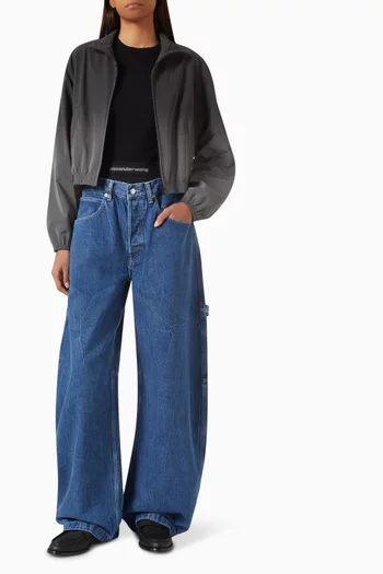 جاكيت رياضي بتصميم قصير عاكس للضوء