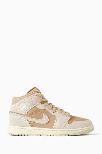 Air Jordan 1 Mid SE Sneakers in Leather