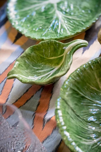 Small Leaf Dish in Ceramic