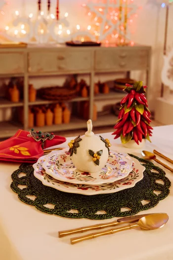 Festive Bauble in Porcelain