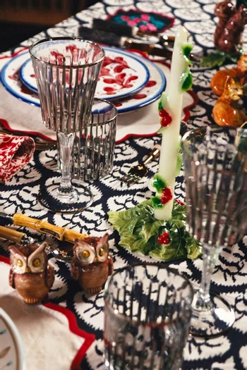 طقم شموع للأعياد شمع بطلاء يدوي، قطعتان