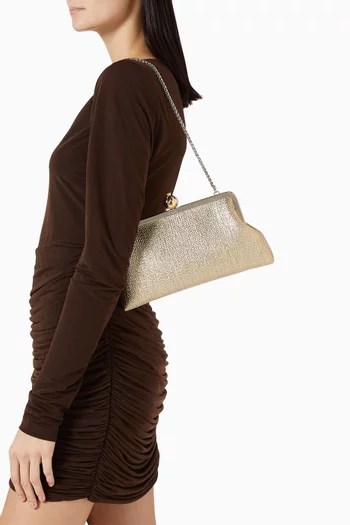 كلاتش كلاسيكي بحلية على شكل رمان