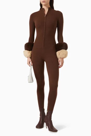 جمبسوت بقصة ضيقة