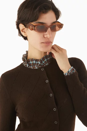 نظارة شمسية بإطار بيضاوي أسيتات