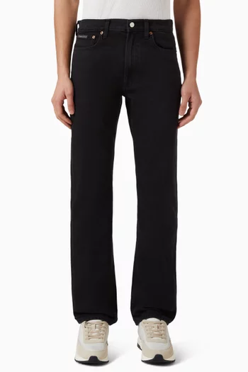 بنطال جينز بقصة مستقيمة ضيقة دينم