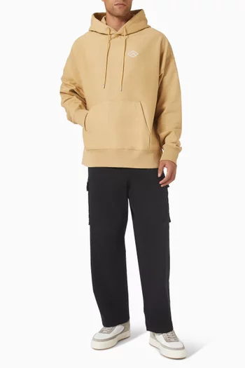 كنزة بغطاء رأس وطبعة شعار الماركة صوف