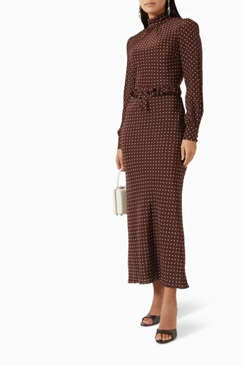 فستان متوسط الطول بنقشة منقطة