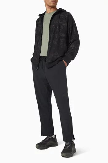 بنطال انليميتد بحواف بسحّاب وتقنية Dri-FIT‏