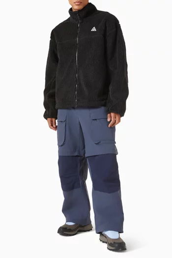 جاكيت مقاوم للرياح بتقنية Therma-FIT ADV