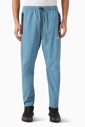 بنطال بحواف مفتوحة نسيج معالج