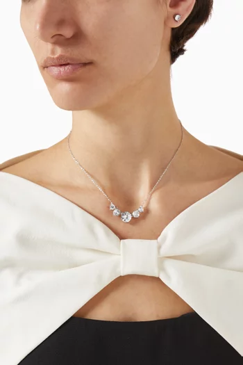 طقم قلادة وأقراط دينتي مرصع بأحجار زركونيا نحاس مطلي روديوم