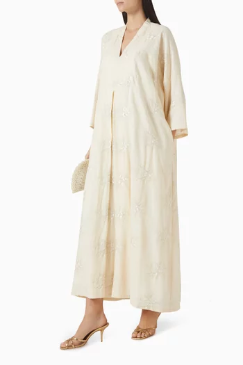 قفطان ليلا مزين بتطريزات