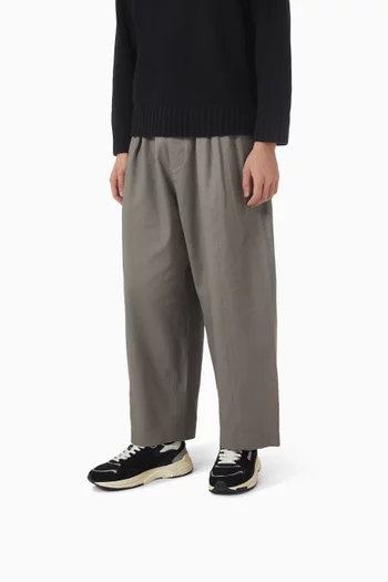 Hyperway Low Sneakers in Suede & Mesh