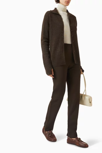 سترة صوف بياقة عالية