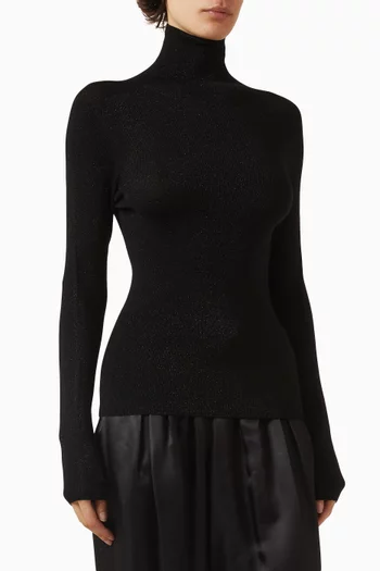 سترة صوف بياقة عالية