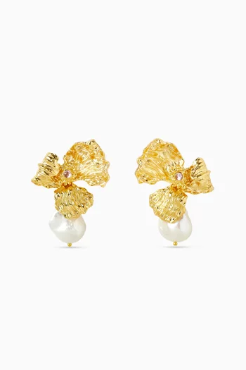 Floral Baroque Pearl Earrings in Gold-plated Metal