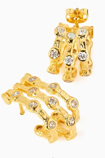 Mini Curved Wave Hoop Earrings in Gold-plated Metal