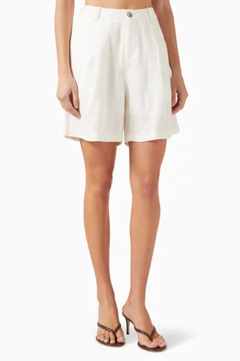 High-waist Shorts in Linen
