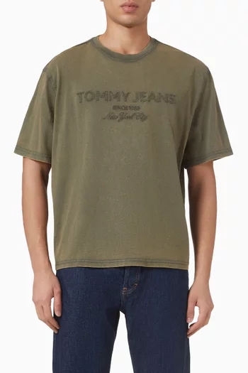 تي شيرت مزين بشعار الماركة قطن